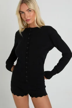 Cardigan en tricot ultra-doux à ourlet festonné et short fessier