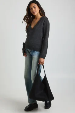 Cardigan tricoté bas enveloppant pour maternité