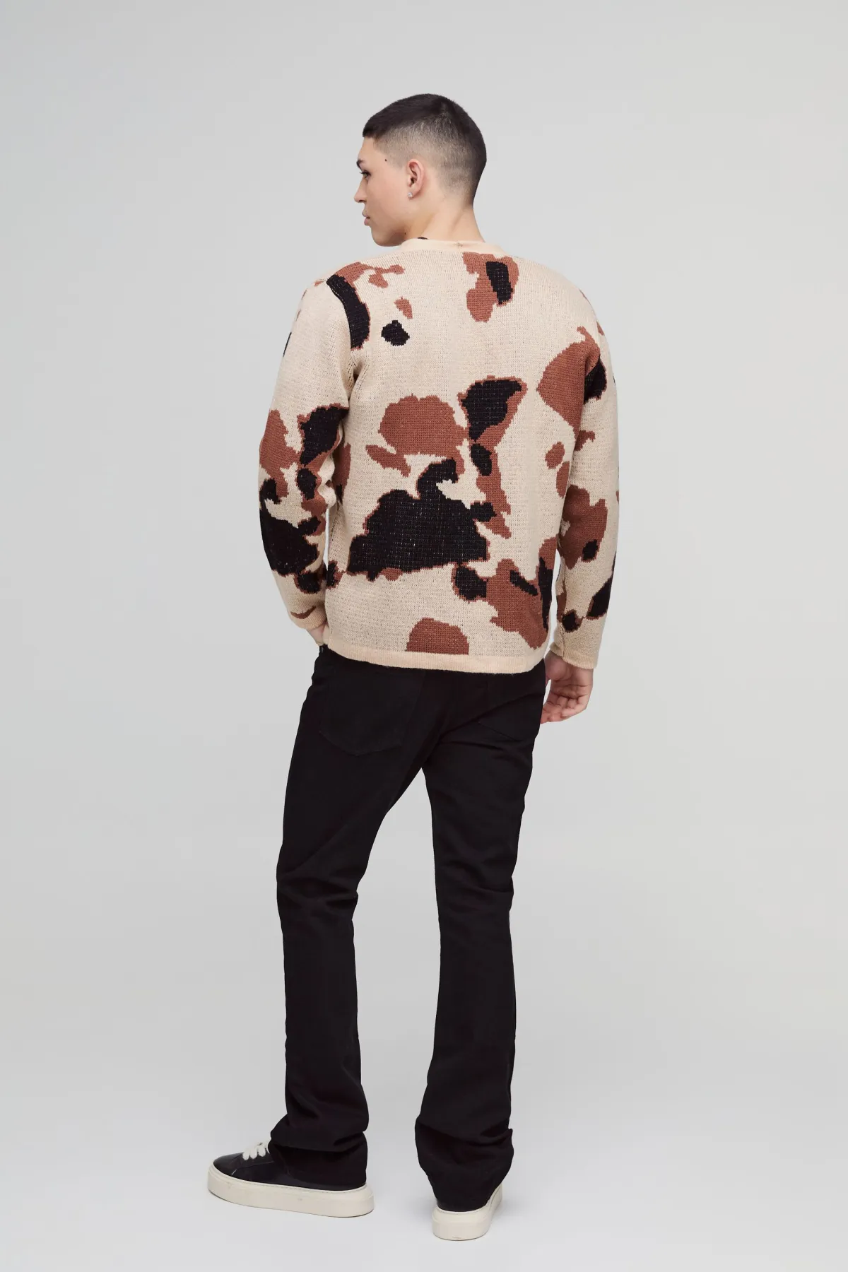 boohooMAN Cardigan tricoté brossé à imprimé vache, coupe décontractée<Homme Maille|Mailles