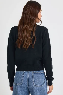 Cardigan tricoté à col et boutons cœur