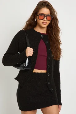 Cardigan tricoté à col rond et mini-jupe