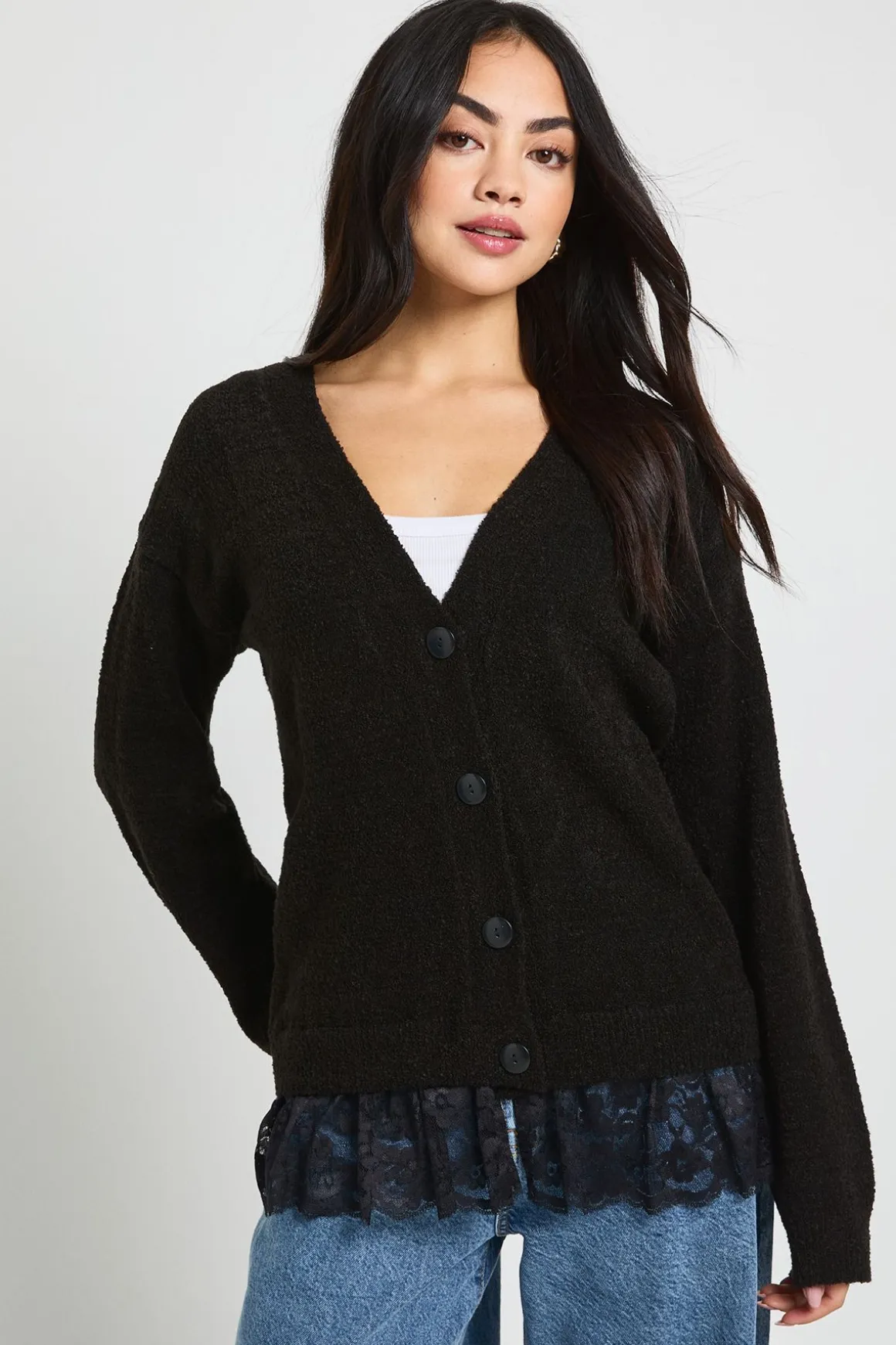 Cardigan Tricoté à Ourlet Bordé de Dentelle