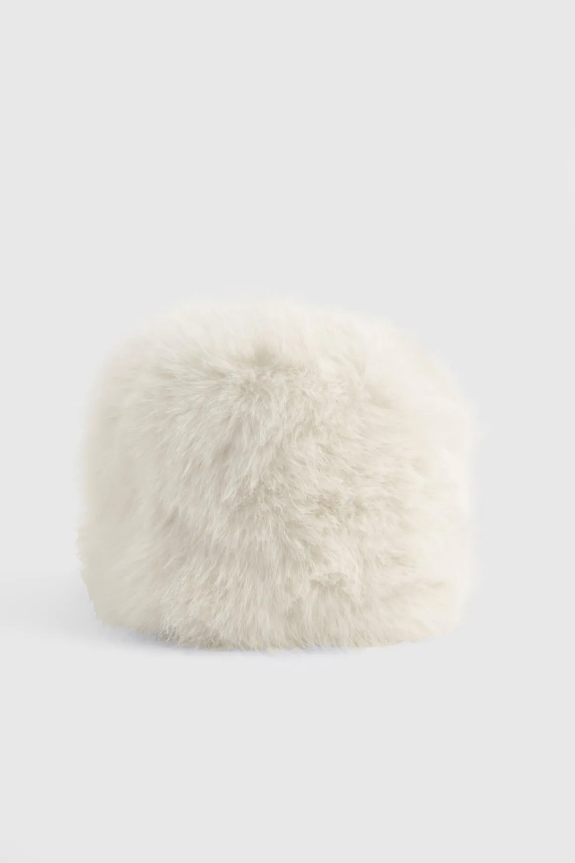Chapeau en synthétique