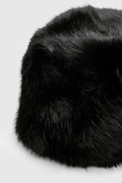 Chapeau en synthétique