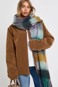 boohoo Écharpe surdimensionnée à carreaux avec gland et effet duveteux< Écharpes|Écharpes Et Gants