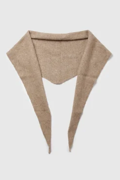 Écharpe triangulaire