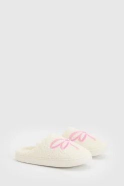 Chaussons Moelleux Brodés Avec Nœud