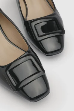 Chaussures De Cour Danny En Synthétiquecuir Verni À Bout Carré Avec Boucle Recouverte Et Talon Bloc Moyen