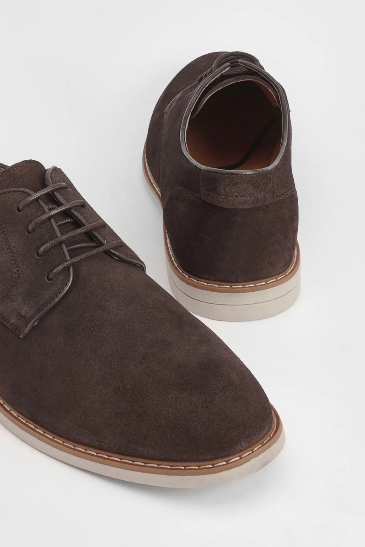 Chaussures Derby En Daim Chocolat