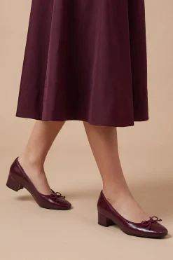 Chaussures De Ville Gracie En Synthétiquecuir Verni Avec Nœud Et Petit Talon Bloc