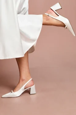 Coast Chaussures De Ville Riley En Satin À Bride Arrière Avec Nœud Et Talon Bloc Moyen< Chaussures À Talons|Satin Et Dentelle