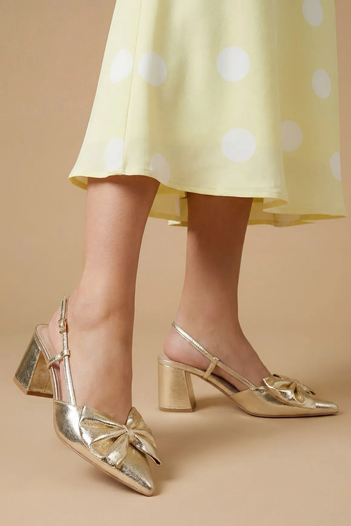 Chaussures Dorinda à Talon Bloc avec Nœud et Bride Arrière en synthétique Métallisé