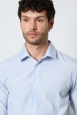 Chemise Ajustée À Manches Longues À Rayures Fines Bleu Clair