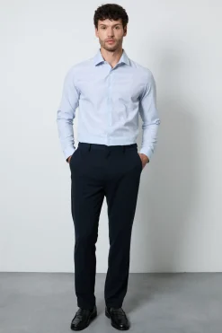Chemise Ajustée À Manches Longues À Rayures Fines Bleu Clair