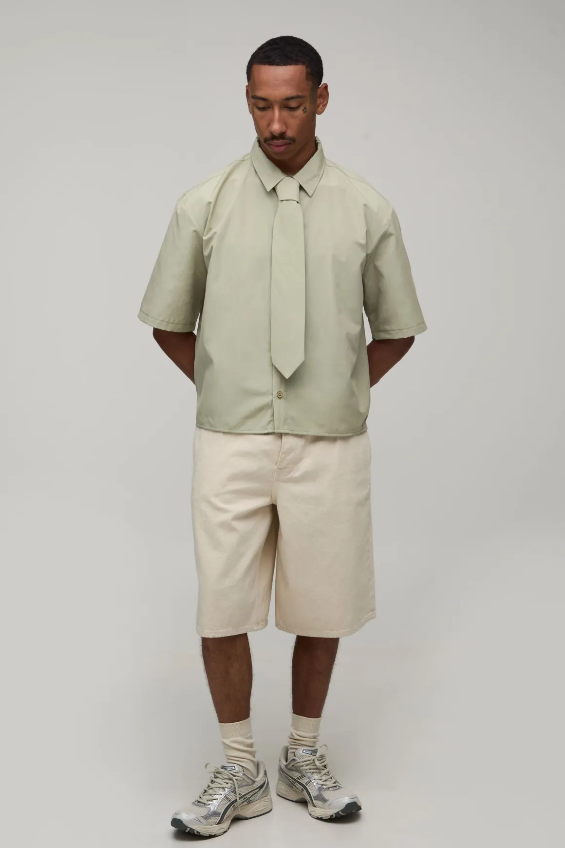 Chemise Ample Oversize À Manches Mi-longues Avec Cravate