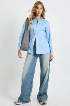 Chemise asymétrique à boutons dorés tissés