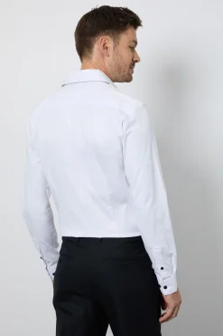 Chemise Blanche Cintrée Facile À Repasser