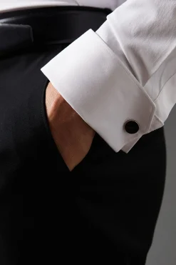 Chemise Blanche Cintrée à Manchettes Doubles et Repassage Facile Manches Longues