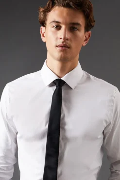 Chemise Blanche Cintrée à Manchettes Doubles et Repassage Facile Manches Longues
