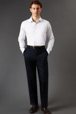 Chemise Blanche Coupe Ajustée Manches Longues Facile à Repasser
