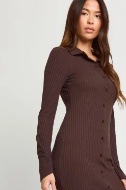 boohoo Chemise boutonnée à col côtelé Robe midaxi<Femme Looks Chocolat|Robes Moulantes