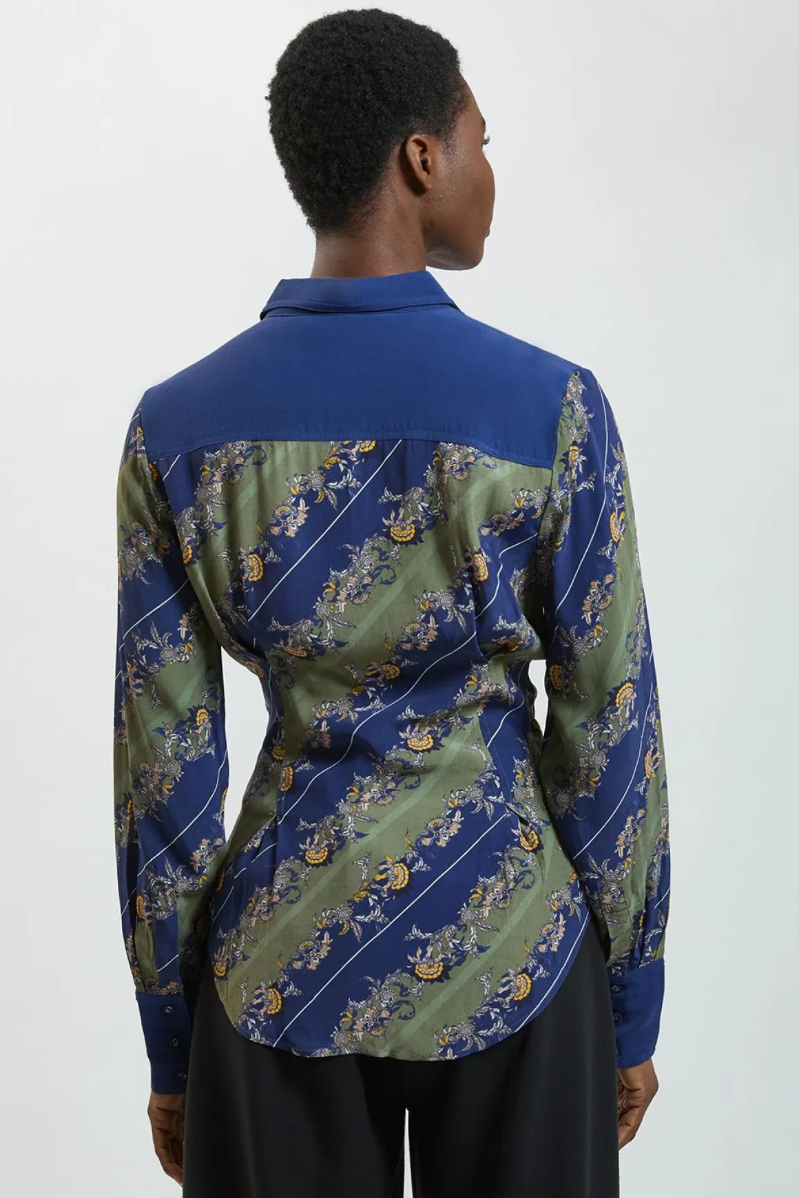 Chemise Boutonnée Tissée À Rayures Kaki