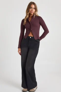 boohoo Chemise à boutons côtelés, col traversant et ourlet fendu<Femme Looks Chocolat|Tops
