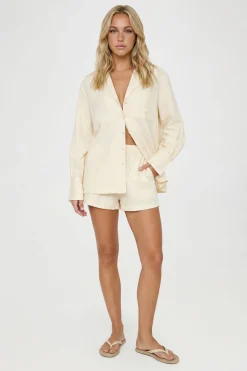 Chemise Boyfriend Et Short Décontracté Aspect Lin