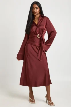 Chemise Cache-cœur À Détails De Finitions En Satin Texturé