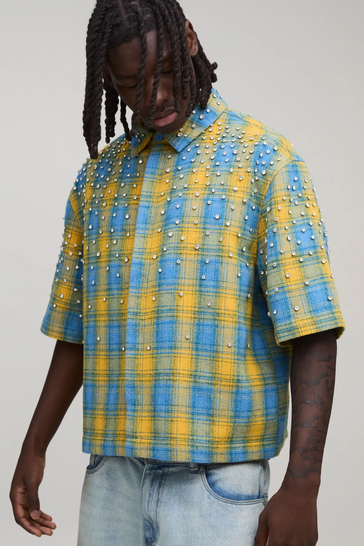 boohooMAN Chemise À Carreaux Manches Mi-longues Coupe Boxy Avec Strass Et Bijoux<Homme Chemises Grande Taille|Chemises