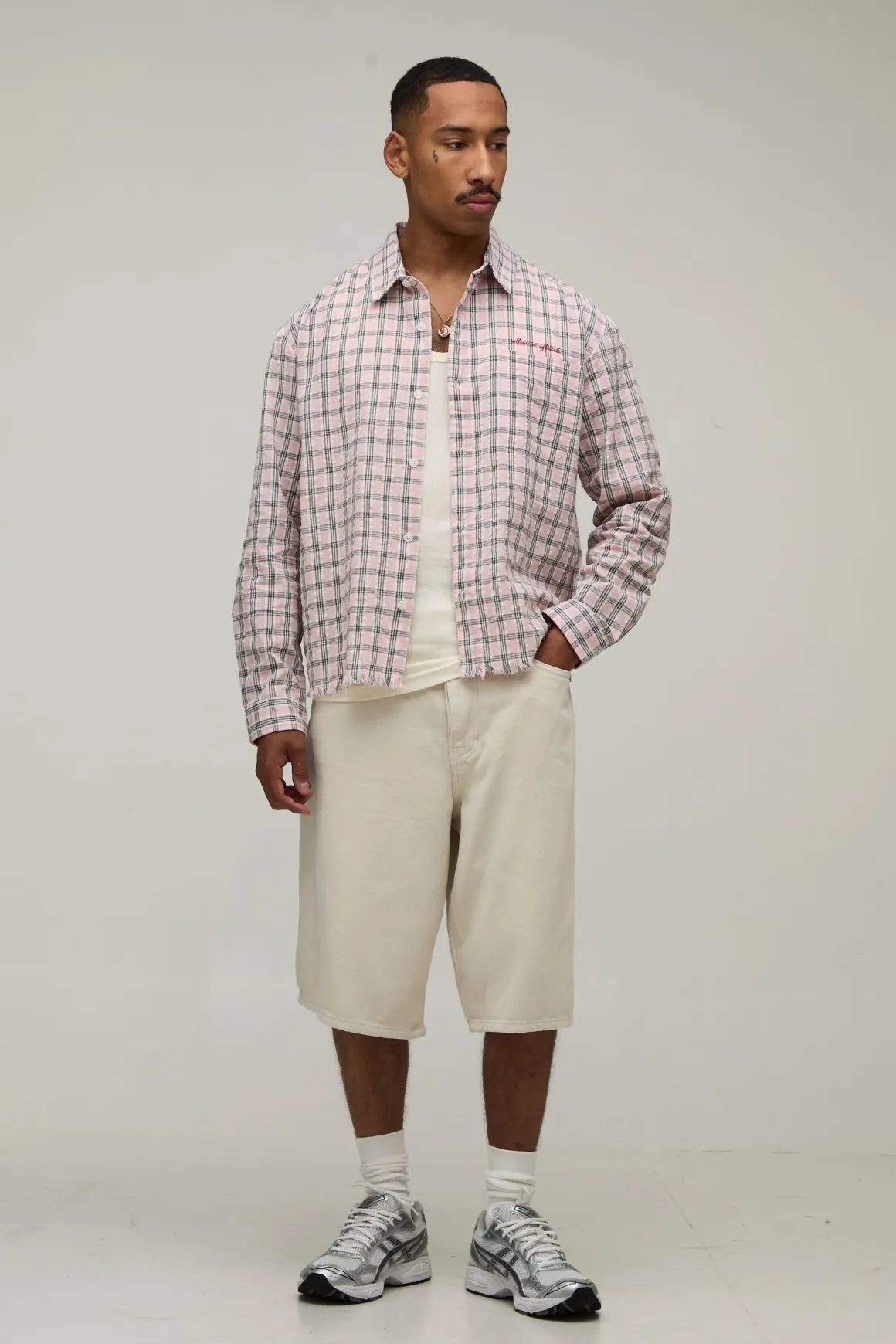 boohooMAN Chemise À Carreaux Oversize Coupe Boxy En Flanelle À Manches Longues Essentielle<Homme Chemises|Essentiels