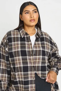 boohoo Chemise À Carreaux Oversize Grande Taille<Femme Tops