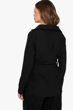 boohoo Chemise ceinturée en crêpe froissée à bordure dorée<Femme Tops D’Automne|Tops