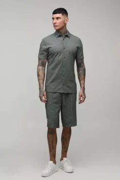 boohooMAN Chemise Col Manches Courtes Coupe Slim Tall Et Short À Pinces Confort<Homme Ensembles|Tout Afficher