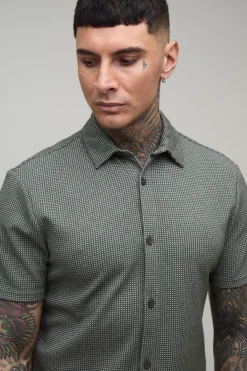 boohooMAN Chemise Col Manches Courtes Coupe Slim Tall Et Short À Pinces Confort<Homme Ensembles|Tout Afficher