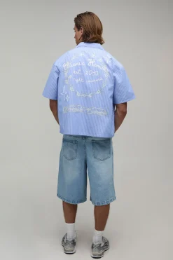 boohooMAN Chemise Courte Oversize À Imprimé Graffiti Et Manches Courtes<Homme Chemises