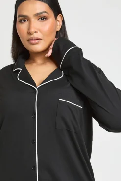 boohoo Chemise De Nuit Grande Taille À Manches Longues Avec Détails De Passepoil<Femme Pyjamas