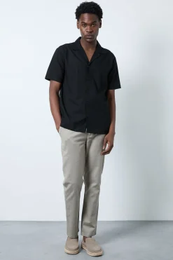 Chemise De Villégiature À Manches Courtes En Mélange De Lin Noir