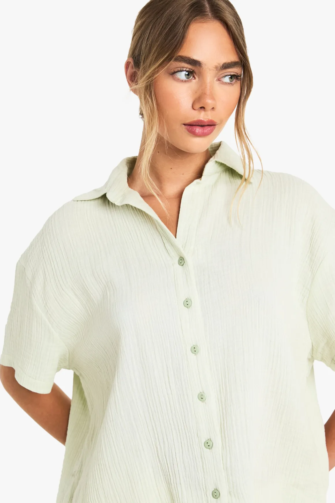 Chemise en coton froissé à manches courtes
