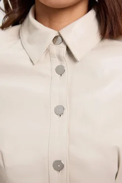 Chemise En Cuir À Basque Boutonnée