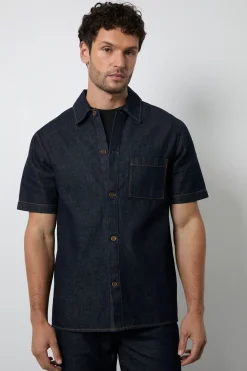 Chemise En Denim Brut Bleu Foncé À Manches Courtes
