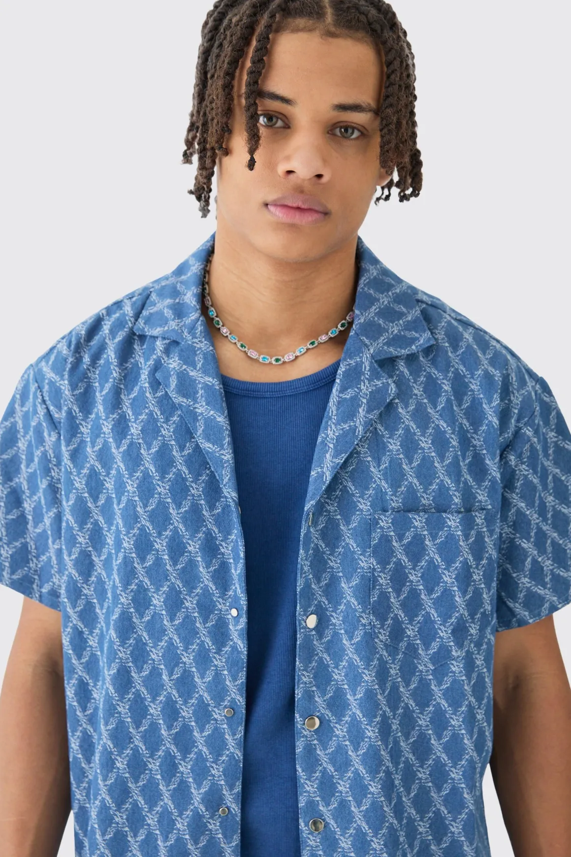 Chemise en denim à coupe boxy et à tissu intéressant
