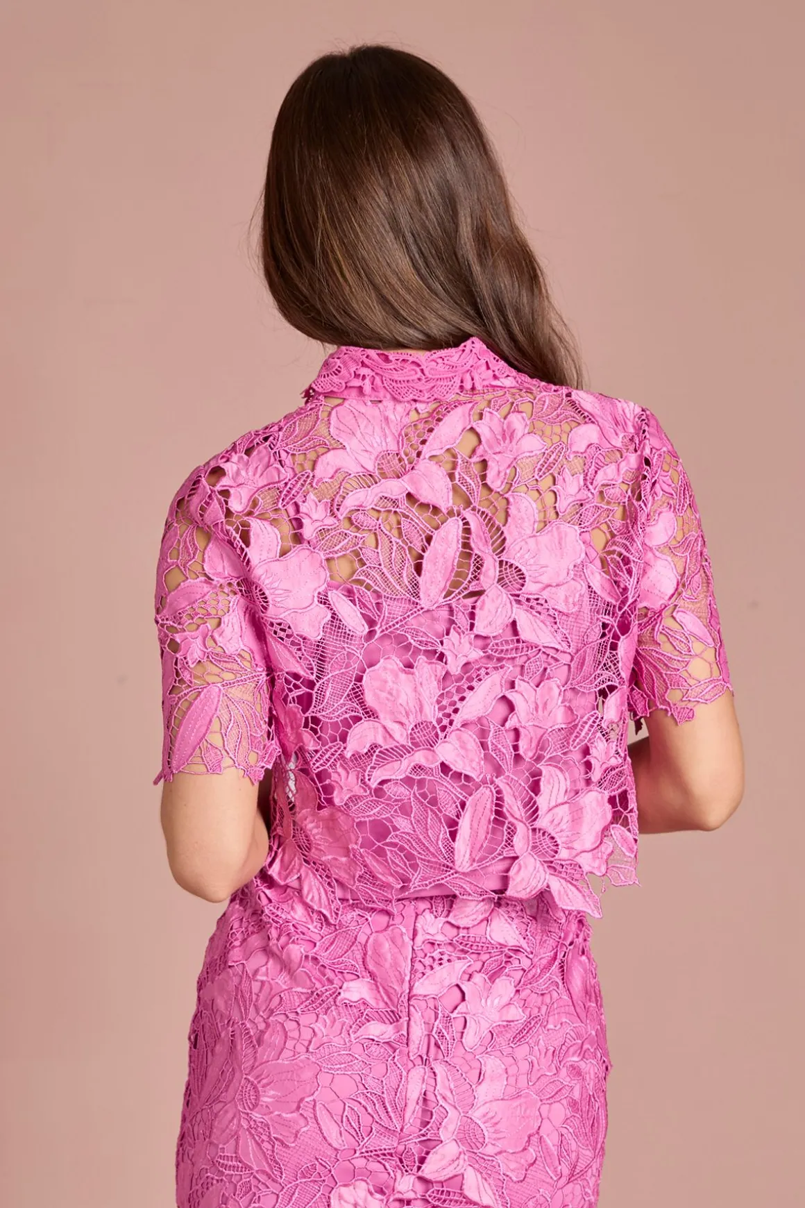 Chemise En Dentelle Avec Boutons De Perle