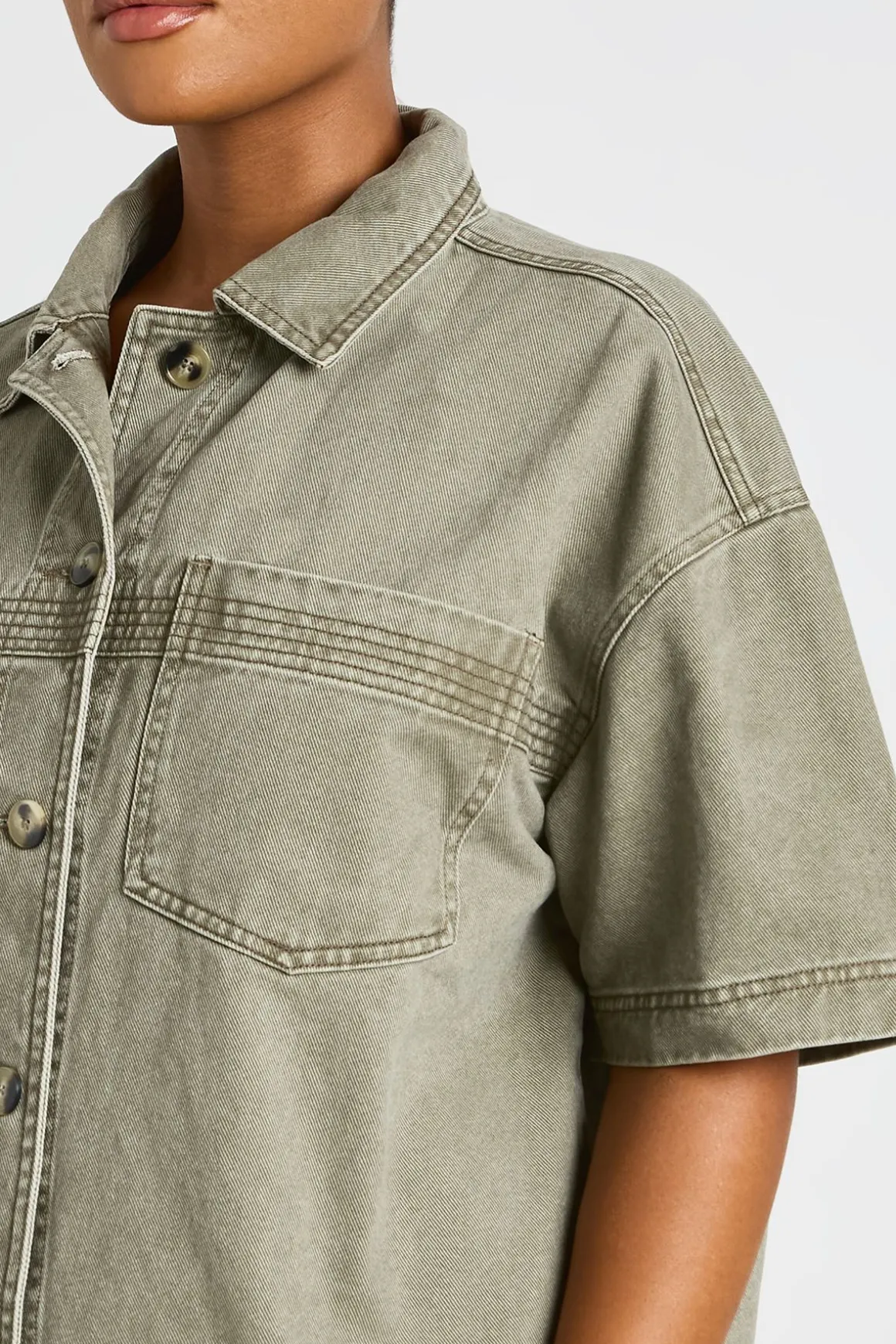 Chemise En Jean Délavé À Manches Courtes Grande Taille