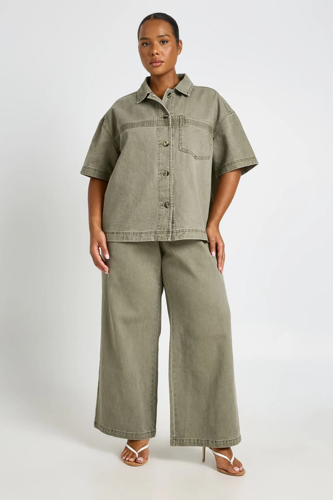 Chemise En Jean Délavé À Manches Courtes Grande Taille