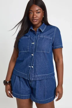 boohoo Chemise En Jean Grande Taille À Poches Boutonnée Sur Le Devant<Femme Denim|Denim