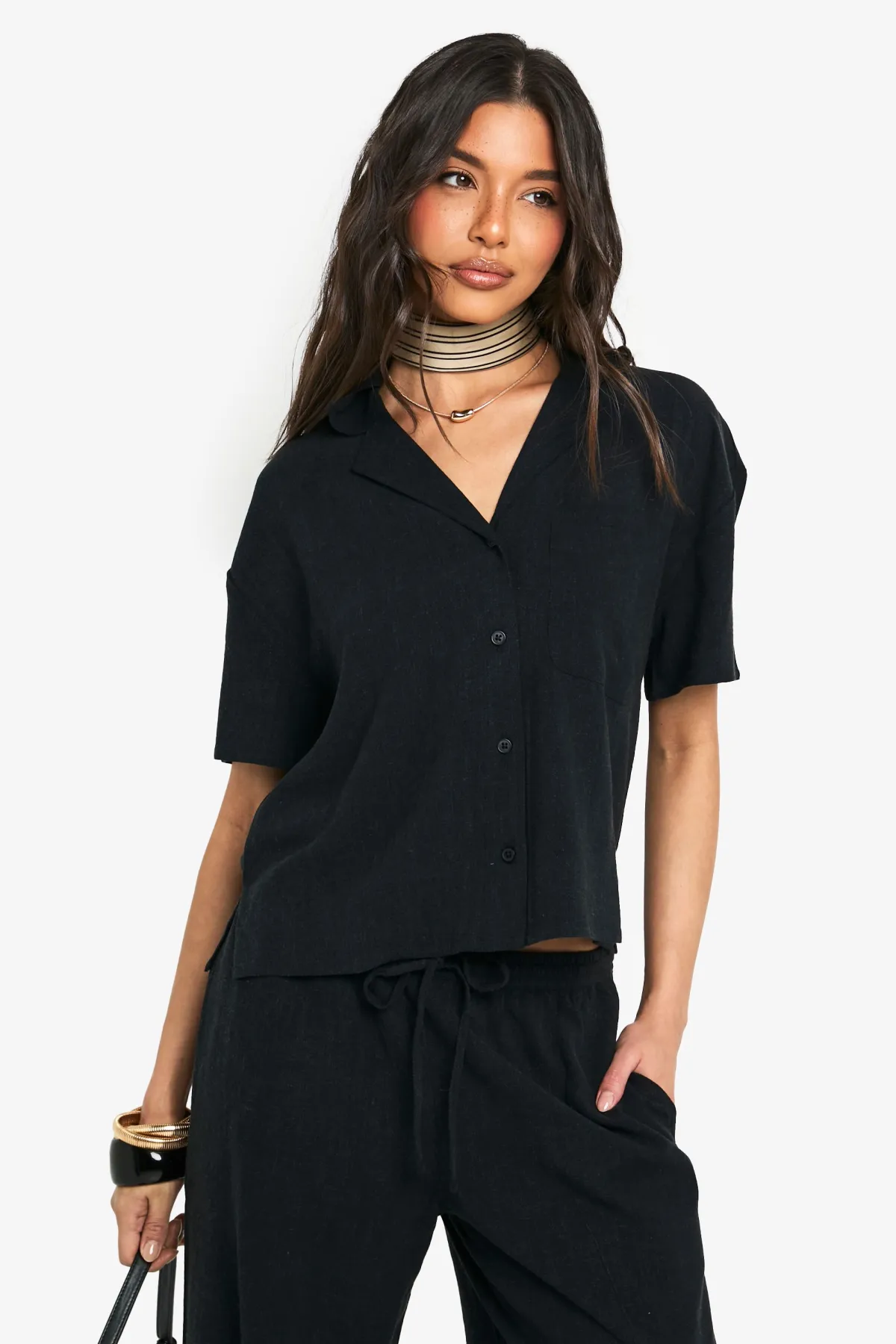 boohoo Chemise en lin premium à manches courtes<Femme Tops