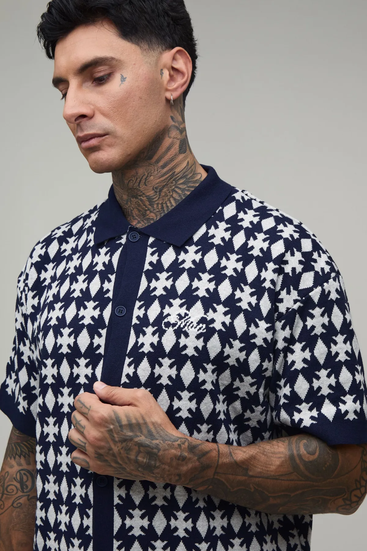 boohooMAN Chemise En Maille Jacquard À Patchs Coupe Boxy Décontractée Pour Homme Grand<Homme Tout Afficher|Tenues De Soirée Tall