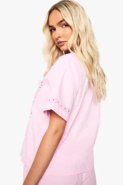 boohoo Chemise en popeline brodée à nouer sur le devant<Femme Tops