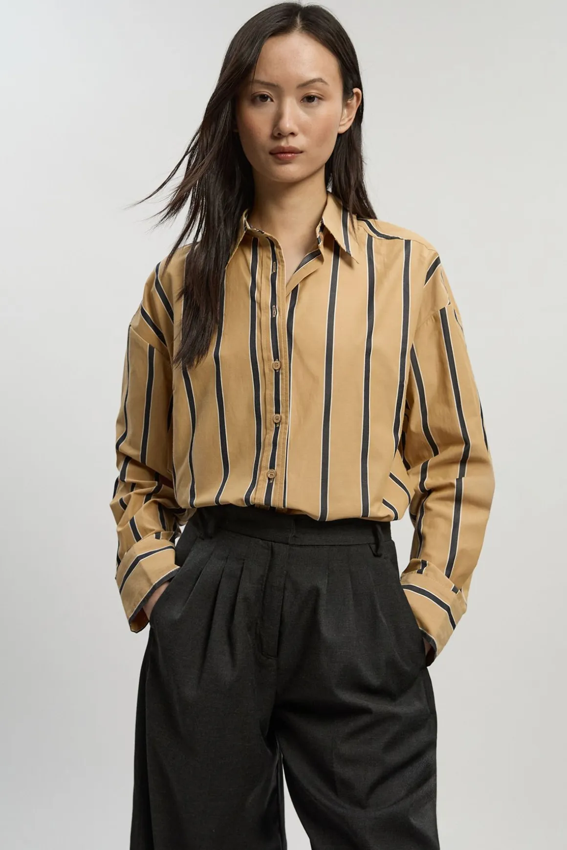 Chemise Essentielle Rayée en Coton Oversize Ajustée Petite Taille